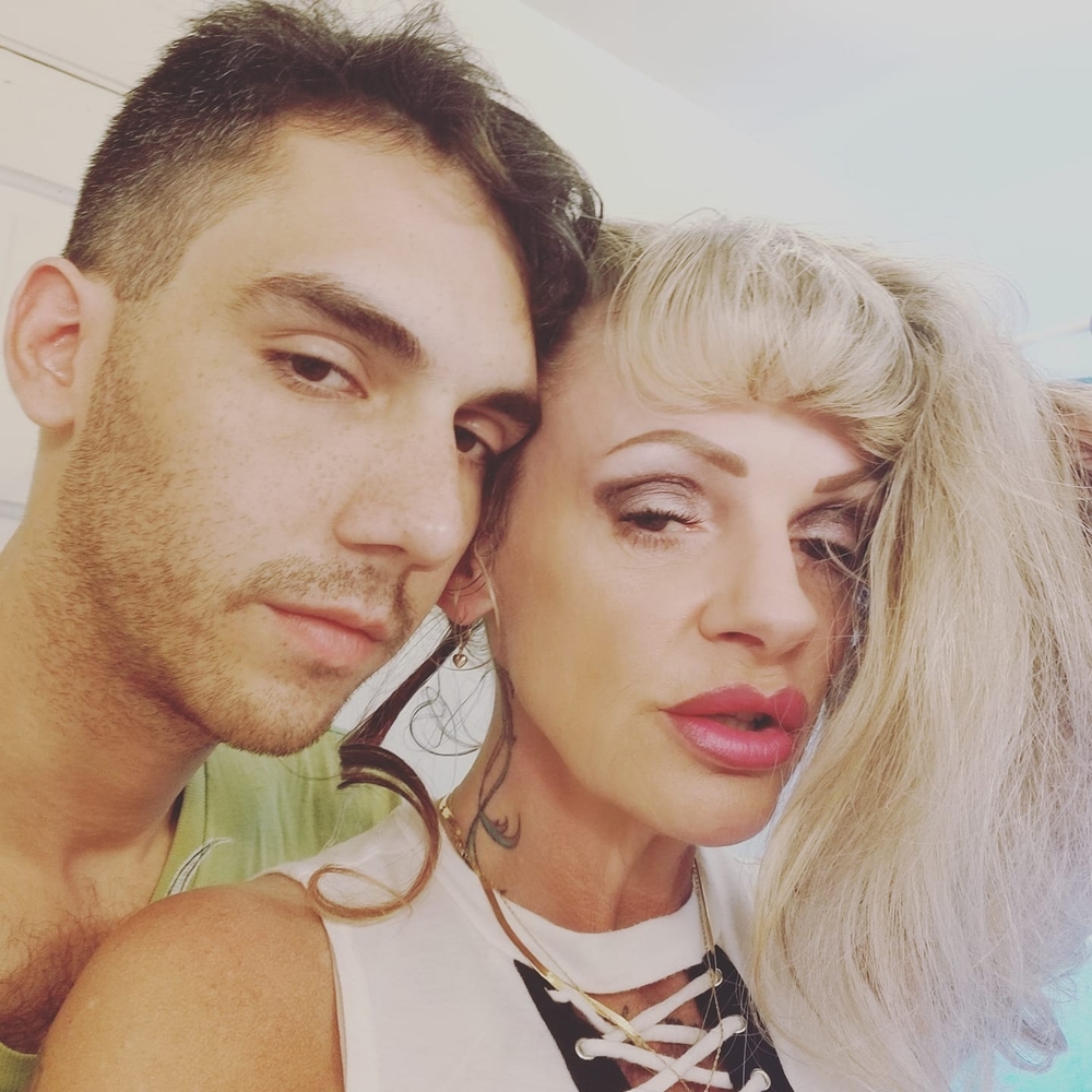 Meet your Posher, Pietra